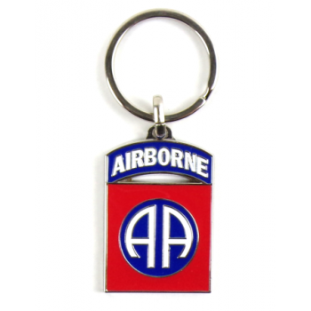 Enamelled key ring : 82nd...